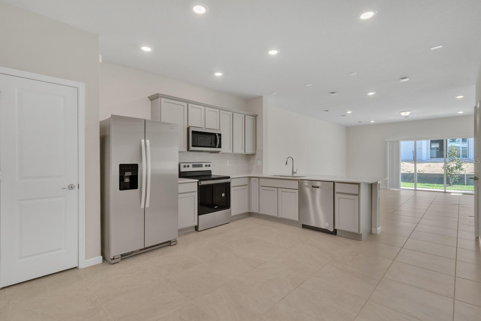 BELLE HAVEN PHASE 1 - Residential Lease