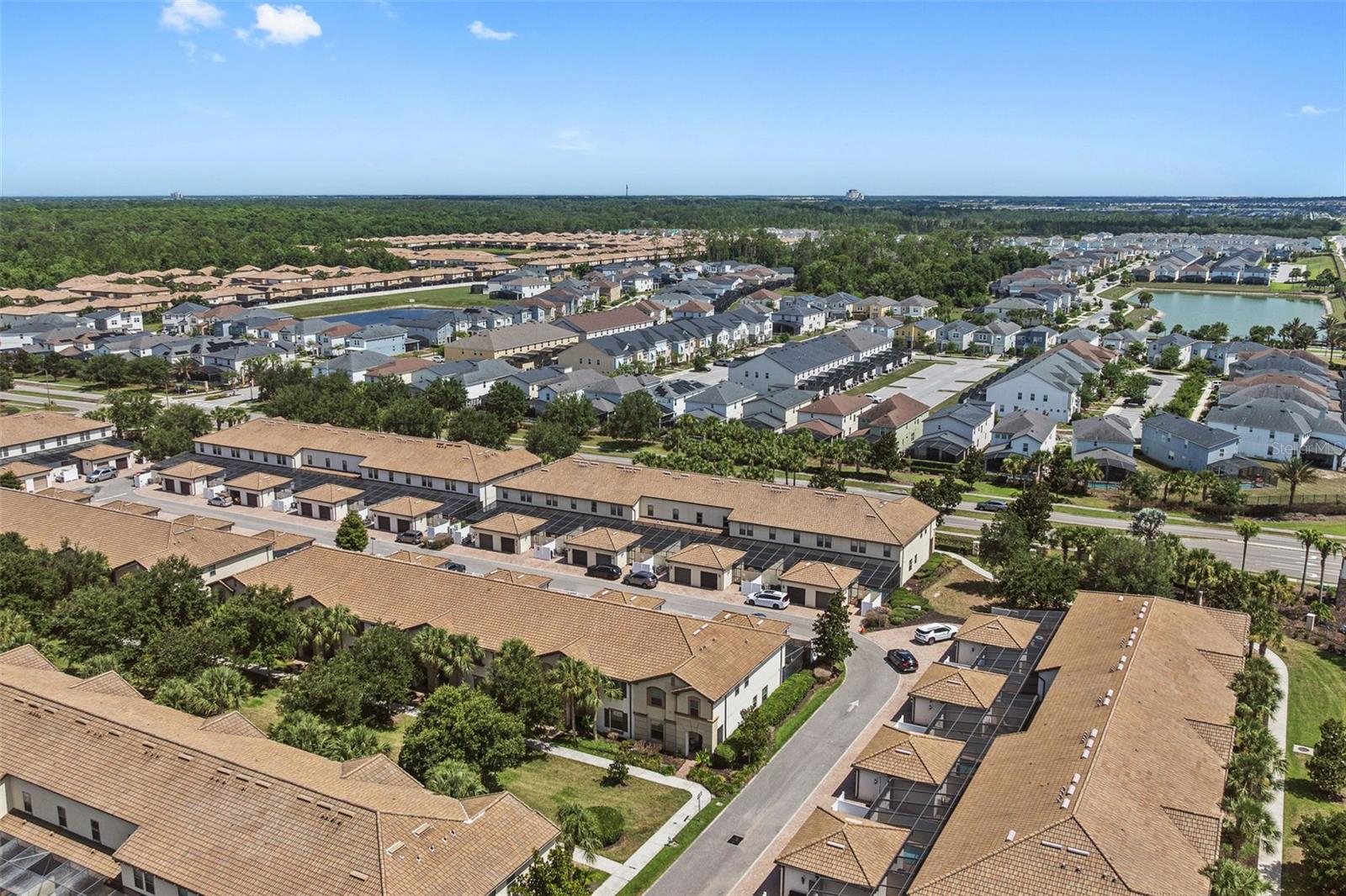 WINDSOR AT WESTSIDE PH 1 - Residential