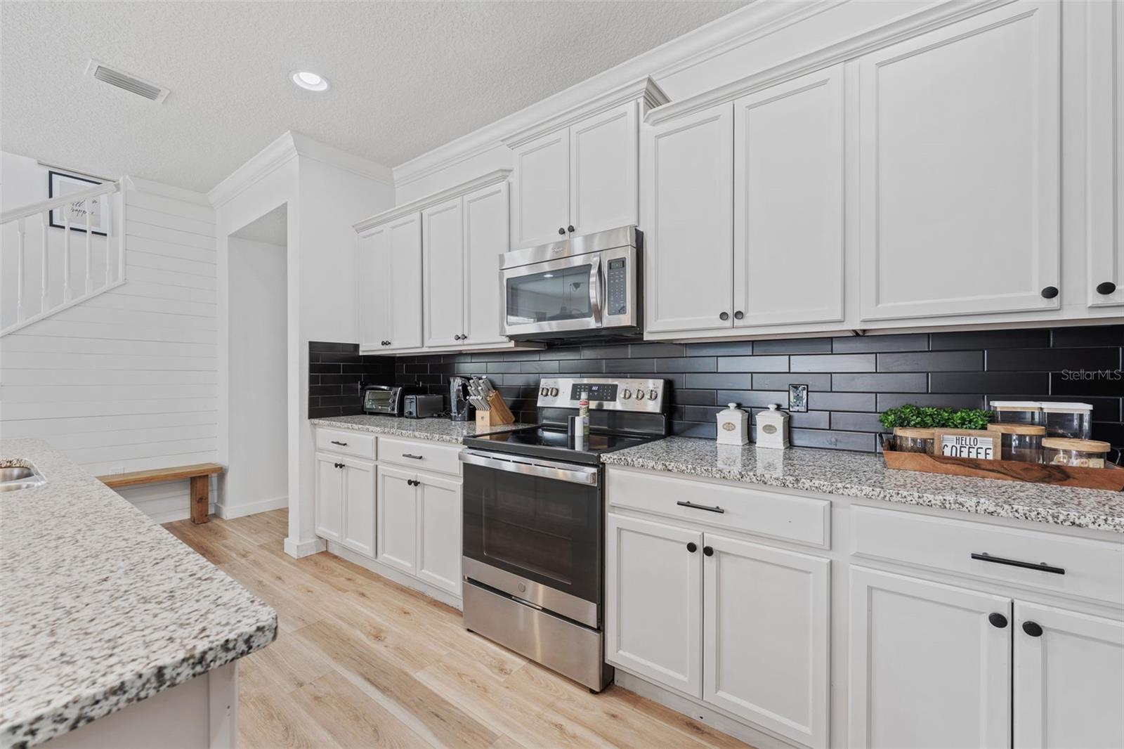 WINDSOR AT WESTSIDE PH 1 - Residential