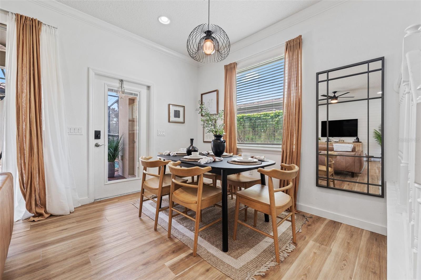 WINDSOR AT WESTSIDE PH 1 - Residential