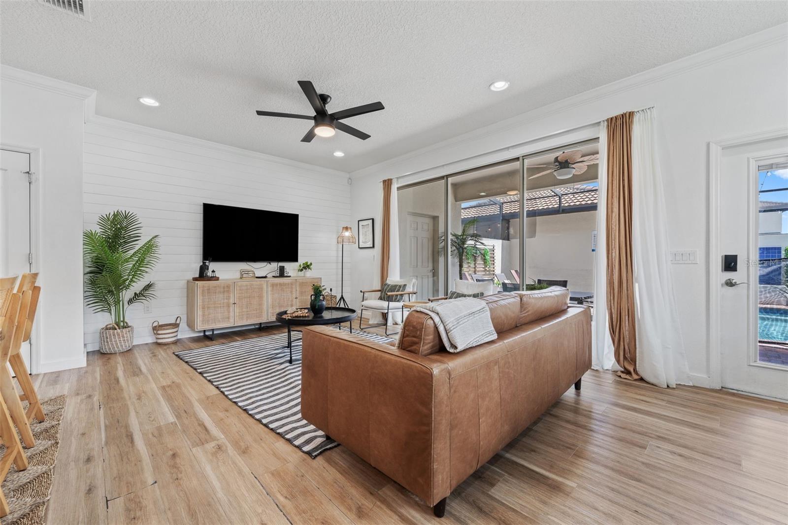 WINDSOR AT WESTSIDE PH 1 - Residential