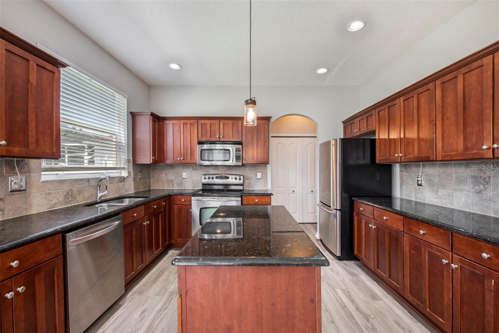 CANTERBURY LAKES PH 4 - Residential Lease