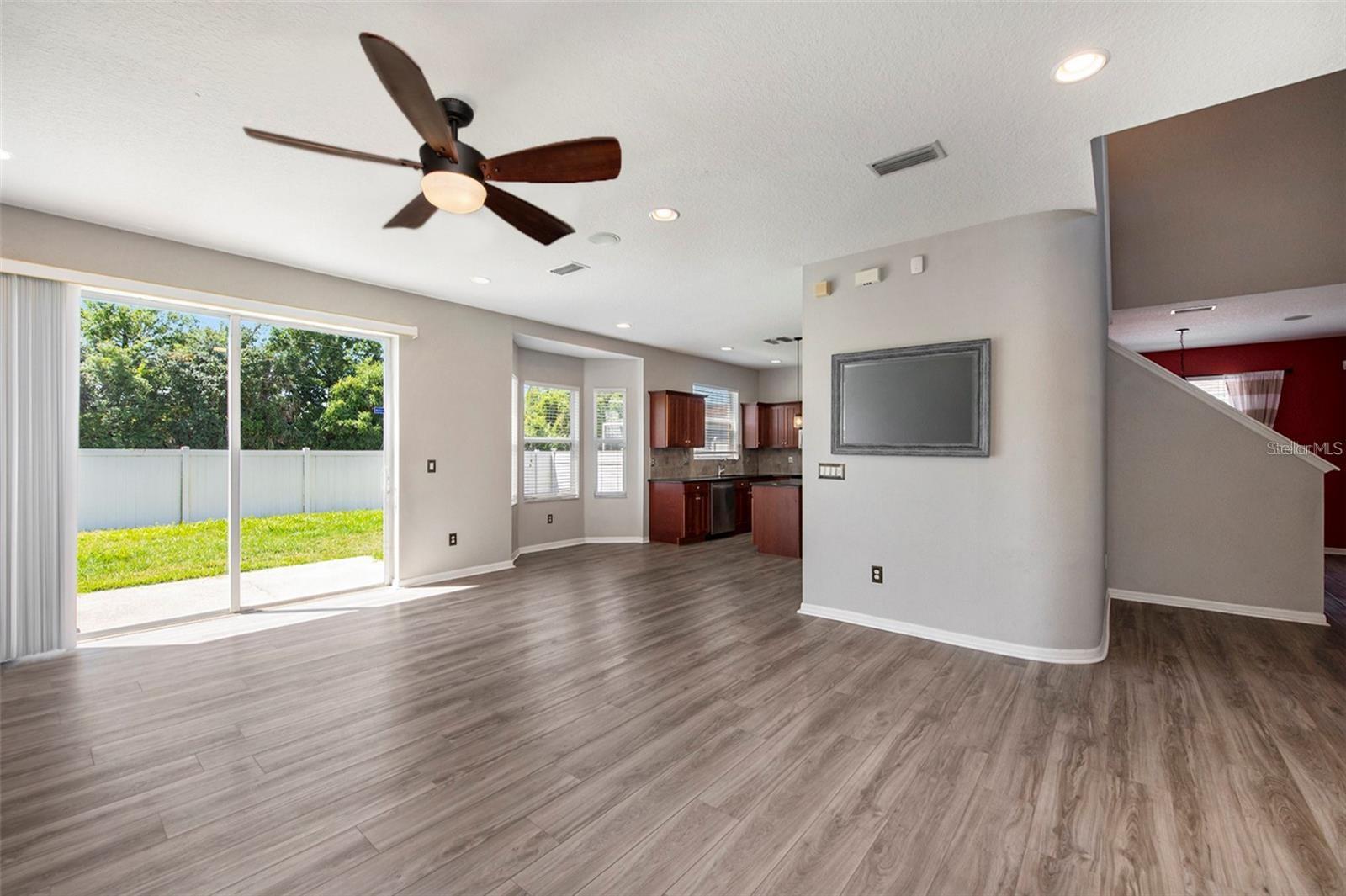 CANTERBURY LAKES PH 4 - Residential Lease