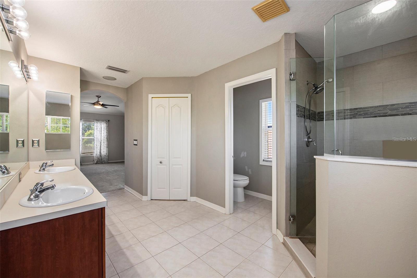 CANTERBURY LAKES PH 4 - Residential Lease