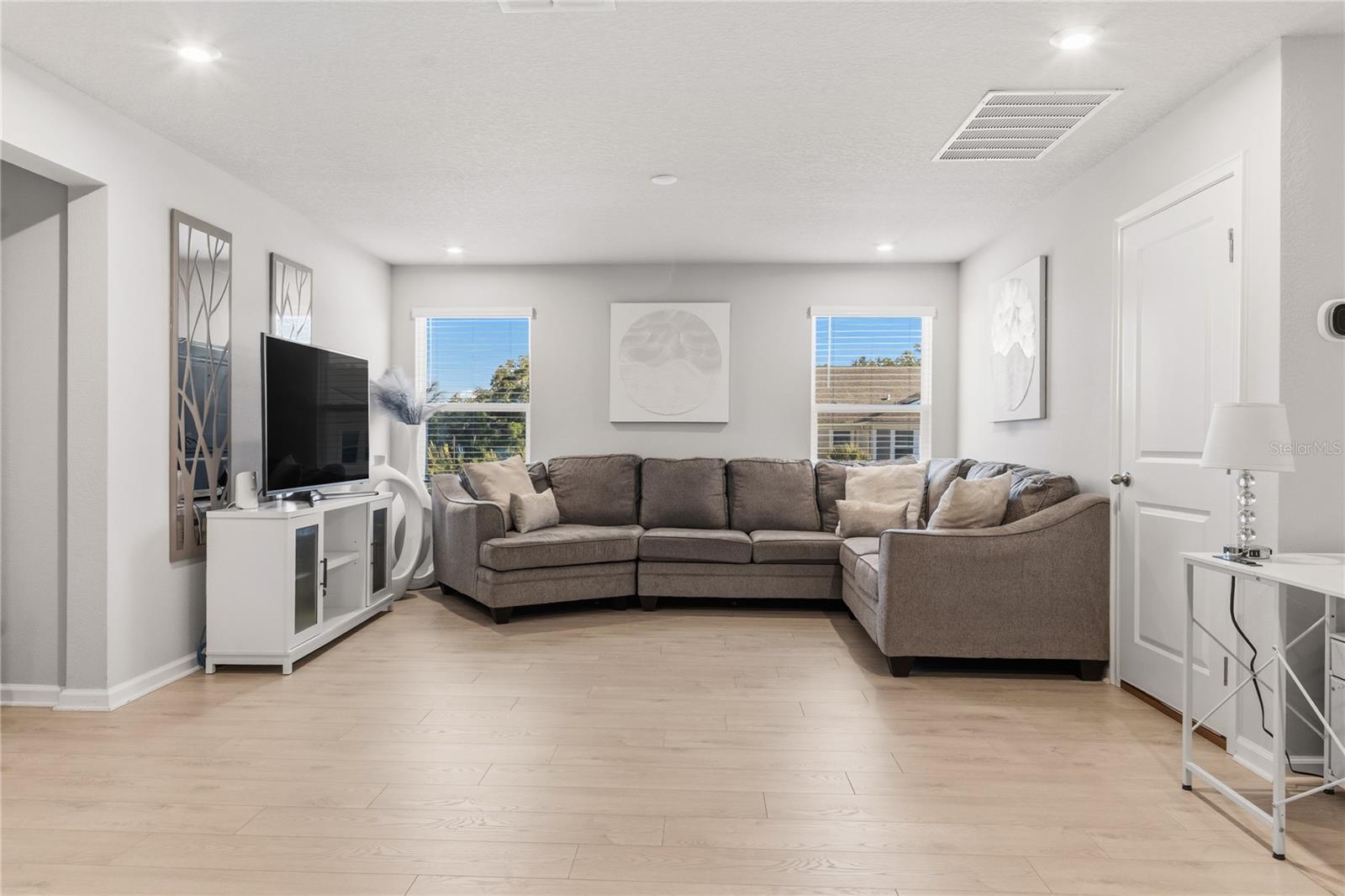 YOLANTI PH 2 - Residential Lease