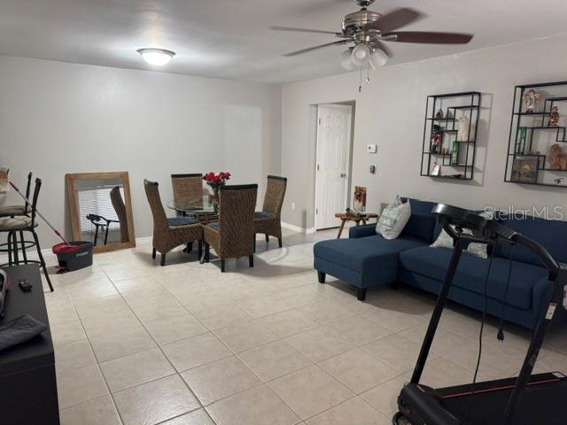 VILLAS OF PINELLAS FARMS CONDO - Residential