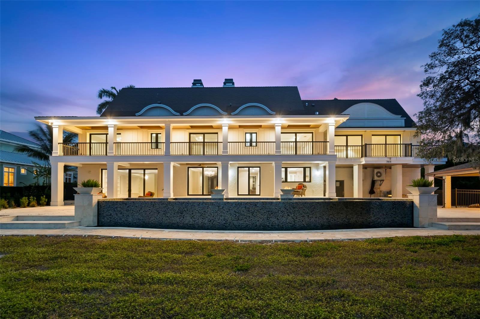 SHAW'S POINT - Residential