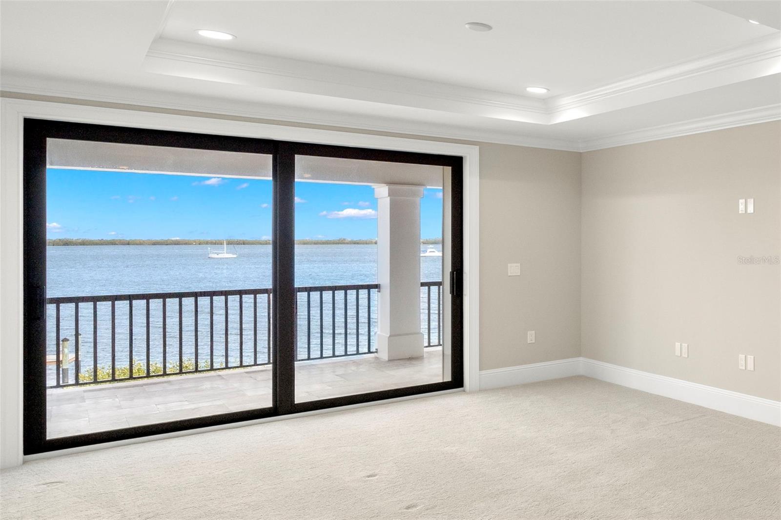 SHAW'S POINT - Residential