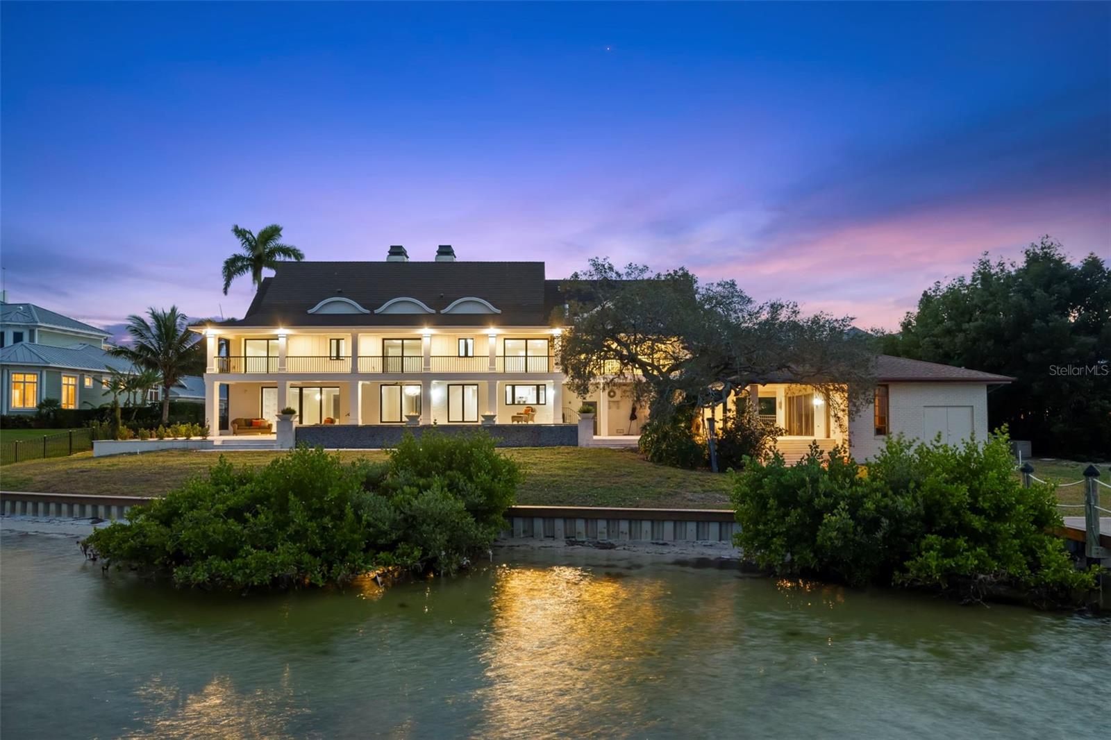 SHAW'S POINT - Residential