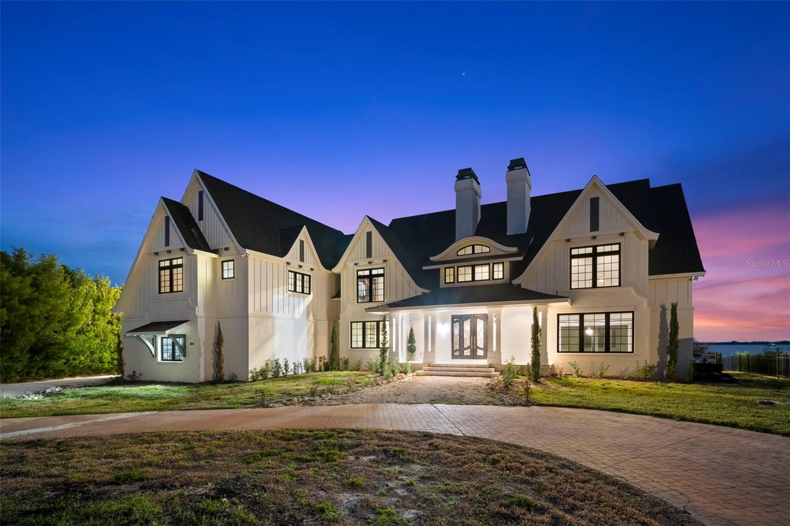 SHAW'S POINT - Residential