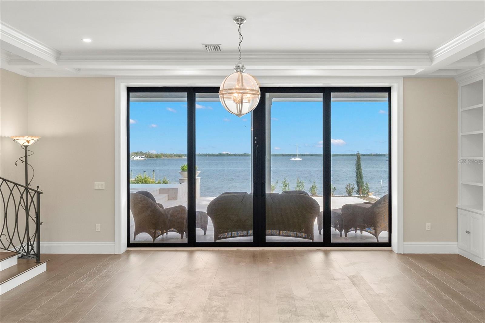 SHAW'S POINT - Residential