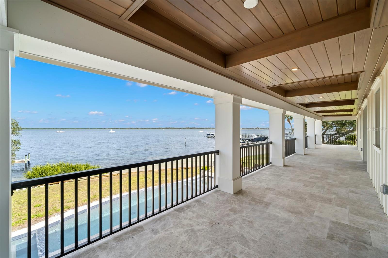 SHAW'S POINT - Residential