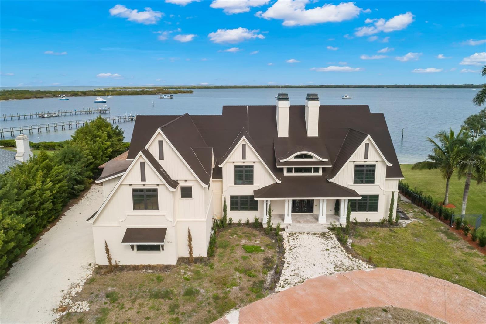 SHAW'S POINT - Residential