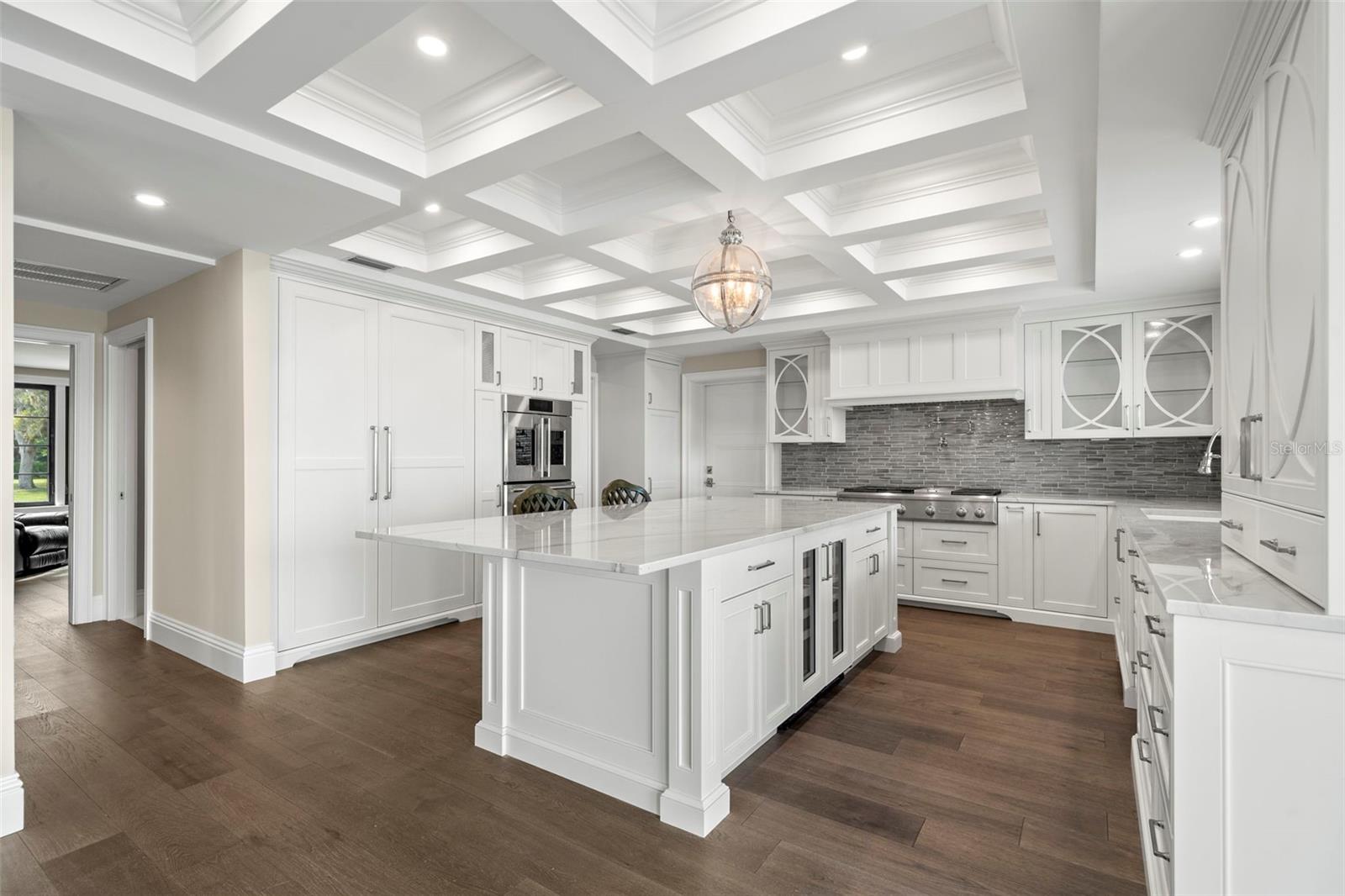 SHAW'S POINT - Residential