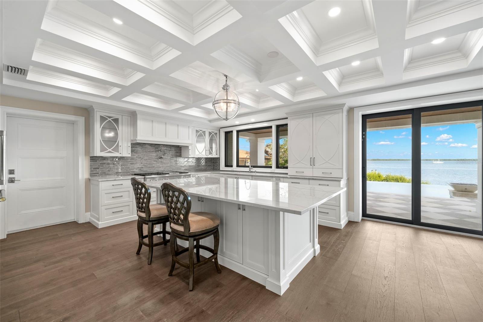 SHAW'S POINT - Residential