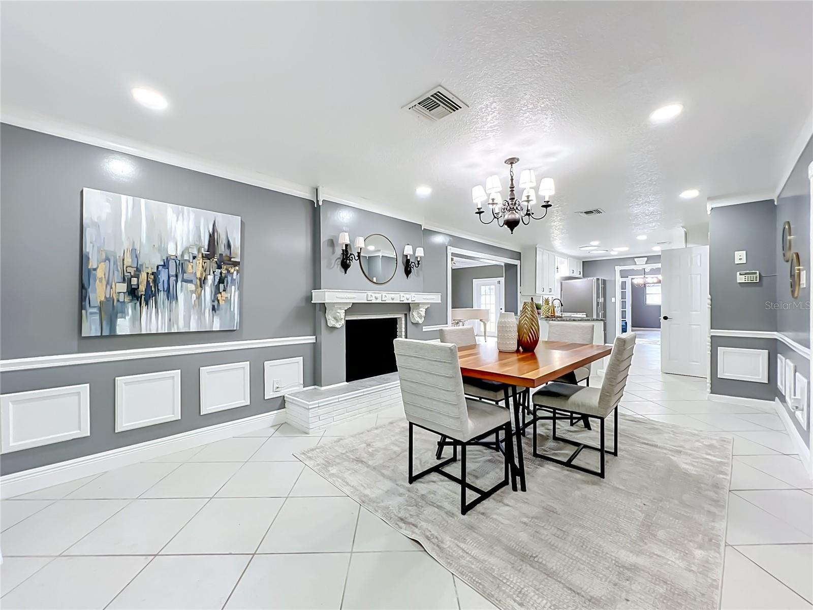 ROBERTA PLACE - Residential