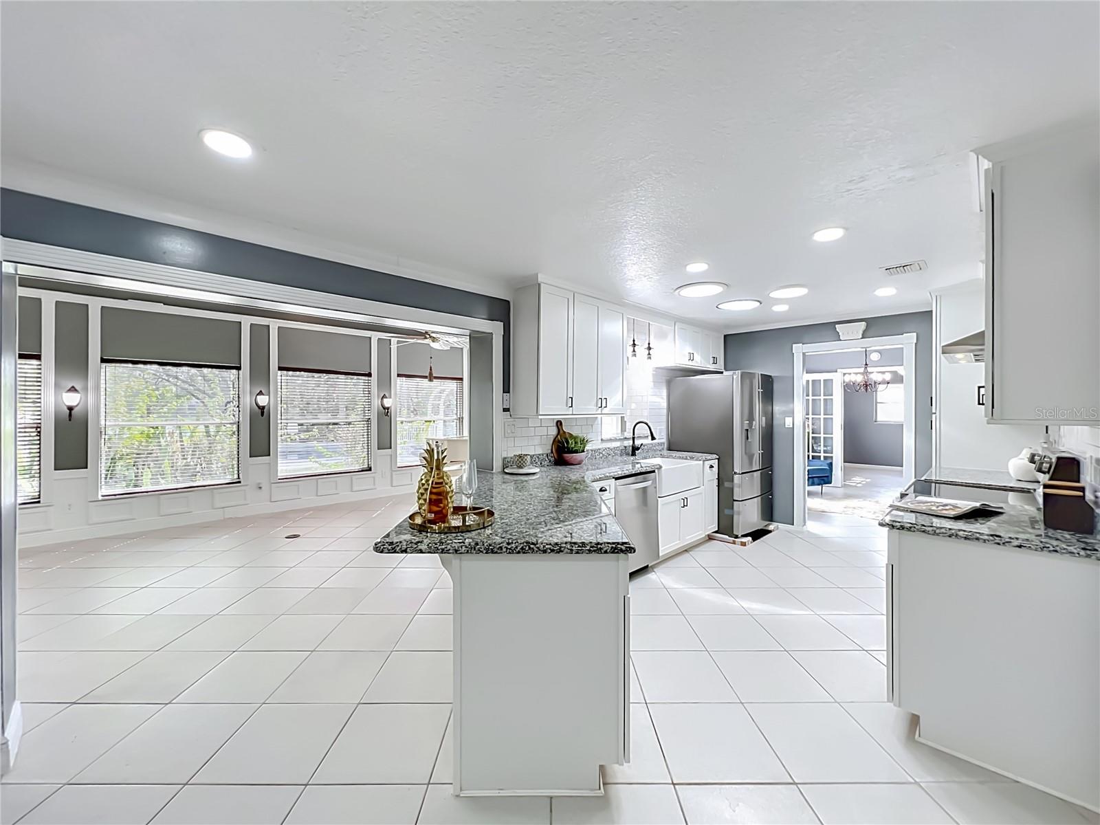 ROBERTA PLACE - Residential