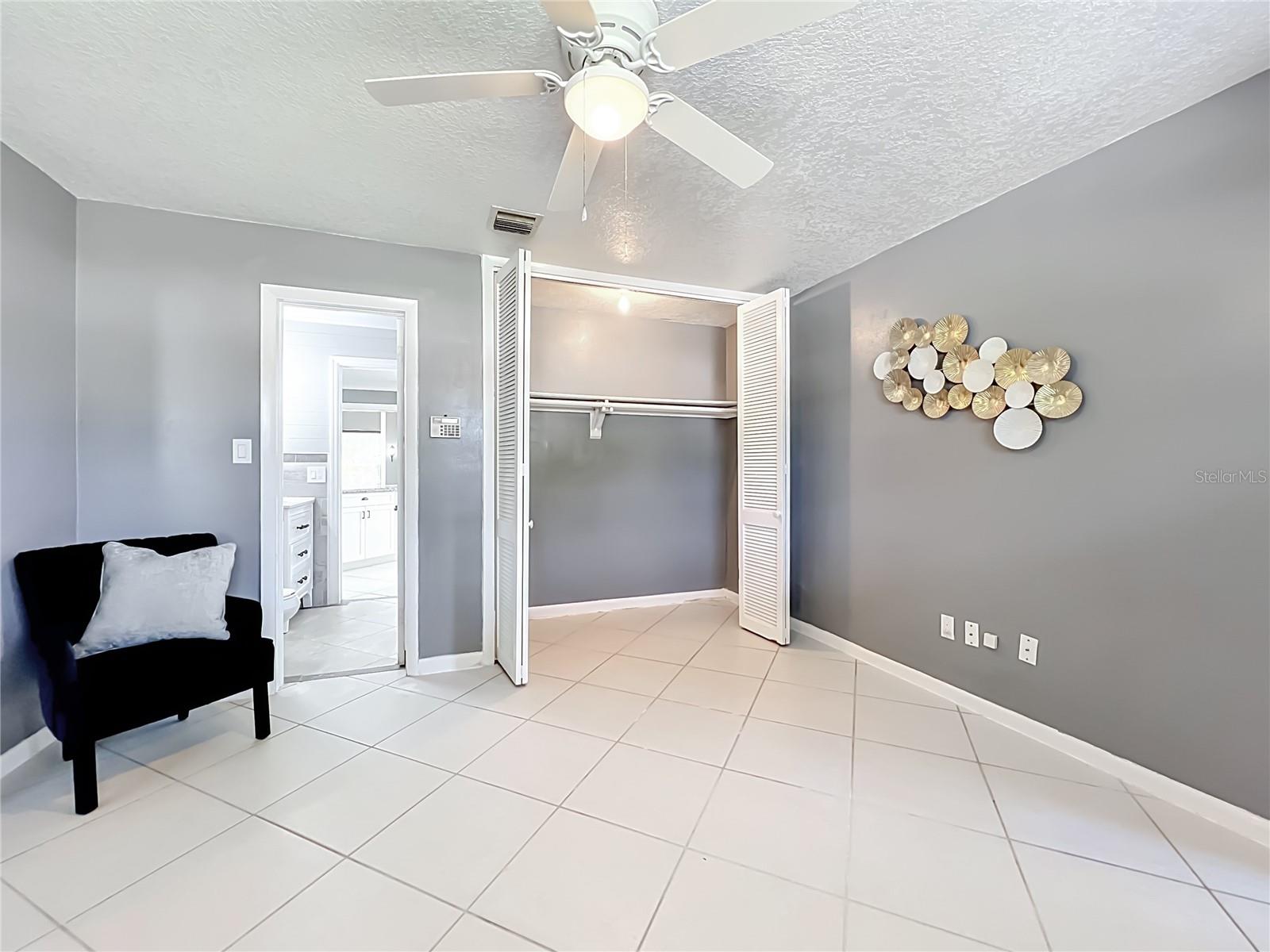 ROBERTA PLACE - Residential