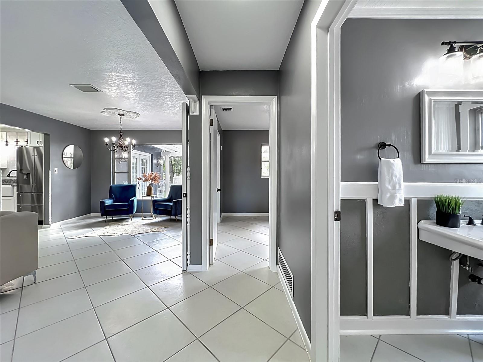 ROBERTA PLACE - Residential
