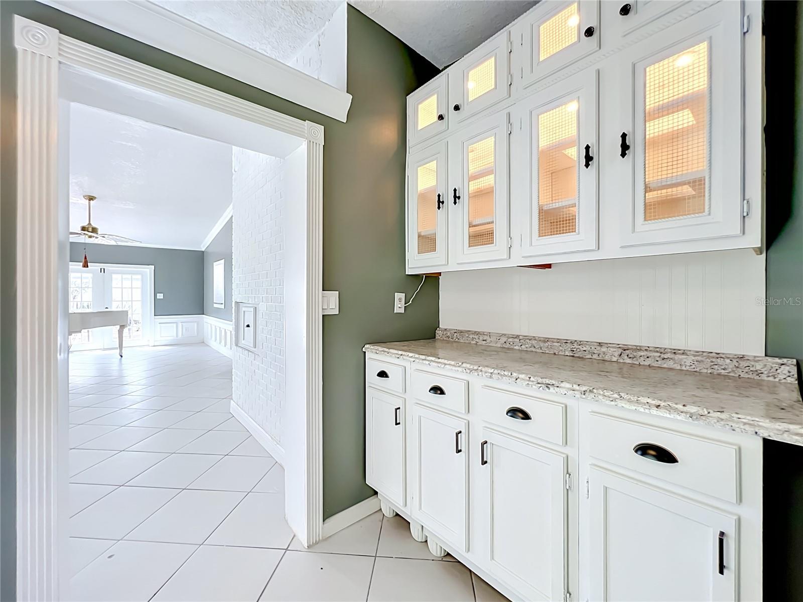 ROBERTA PLACE - Residential