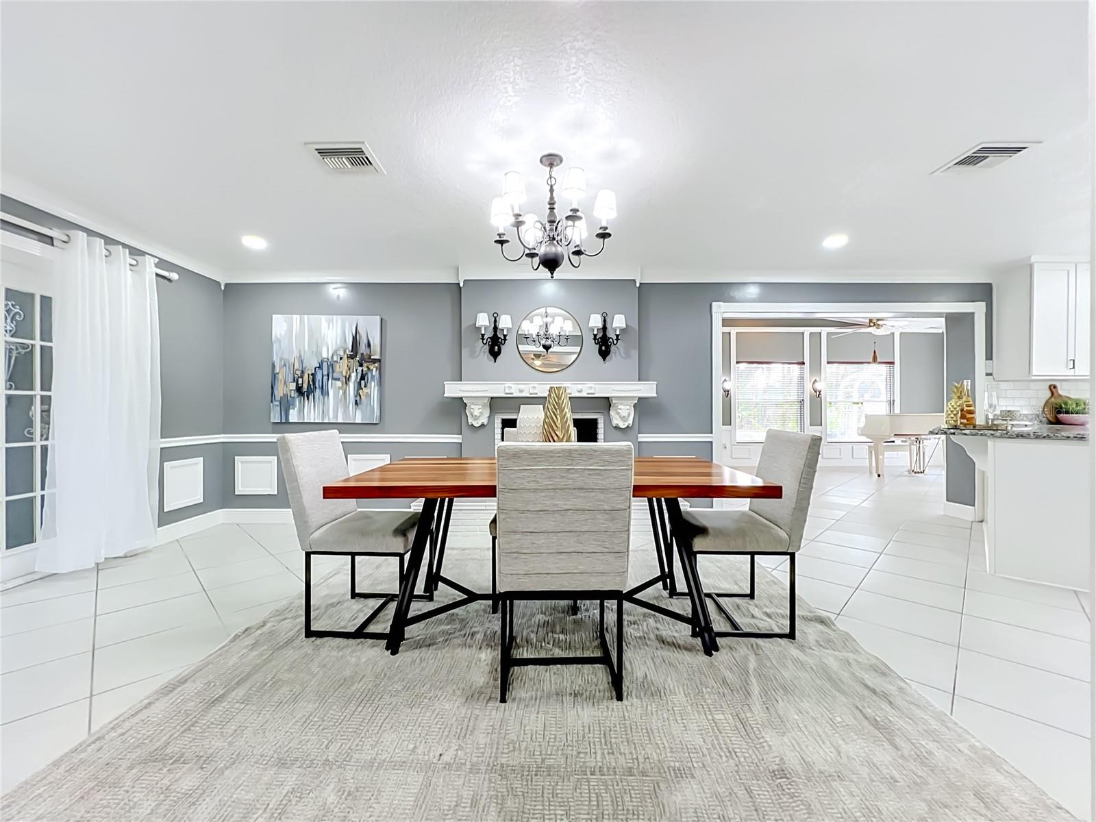 ROBERTA PLACE - Residential