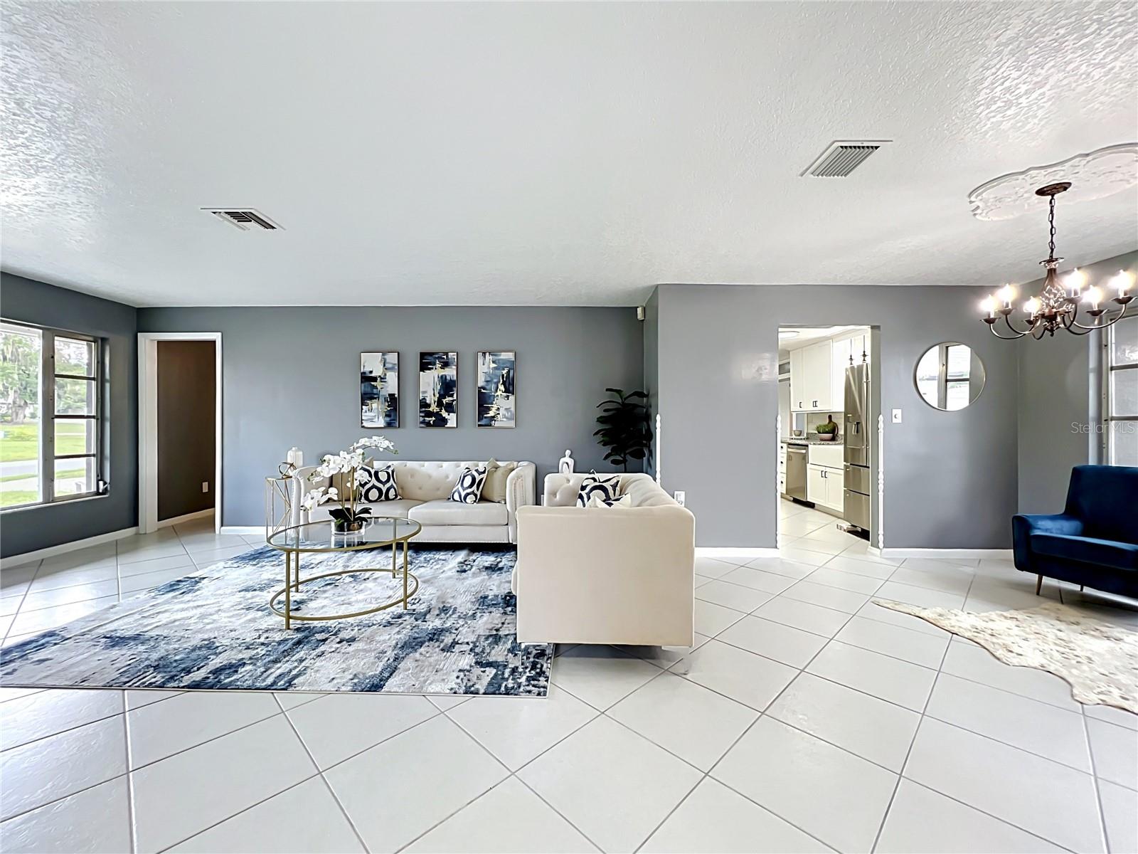 ROBERTA PLACE - Residential