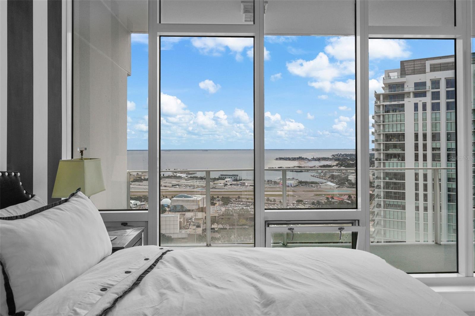 SIGNATURE PLACE CONDO - Residential
