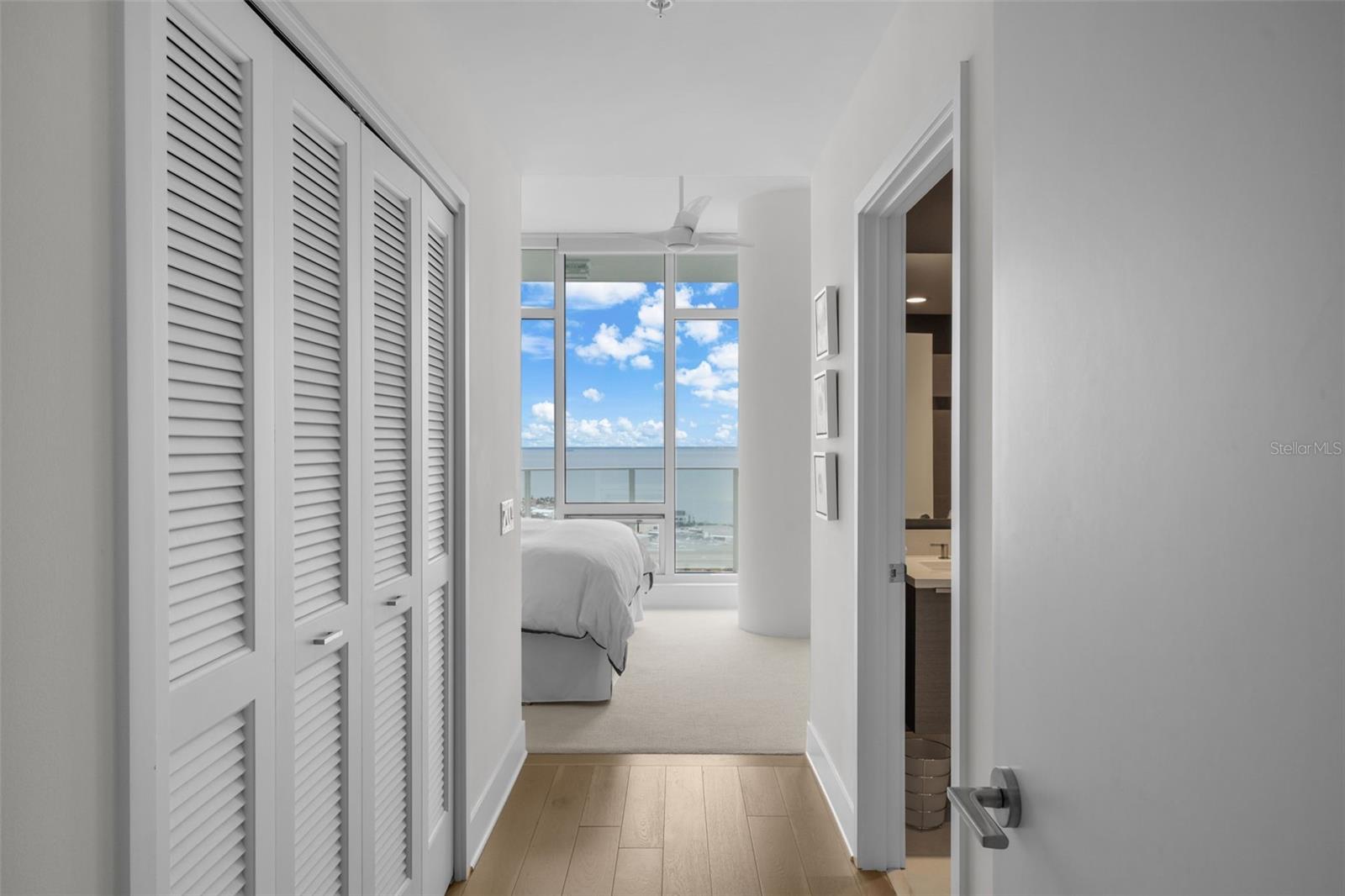 SIGNATURE PLACE CONDO - Residential