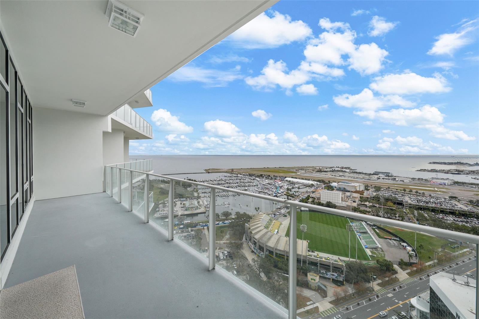 SIGNATURE PLACE CONDO - Residential