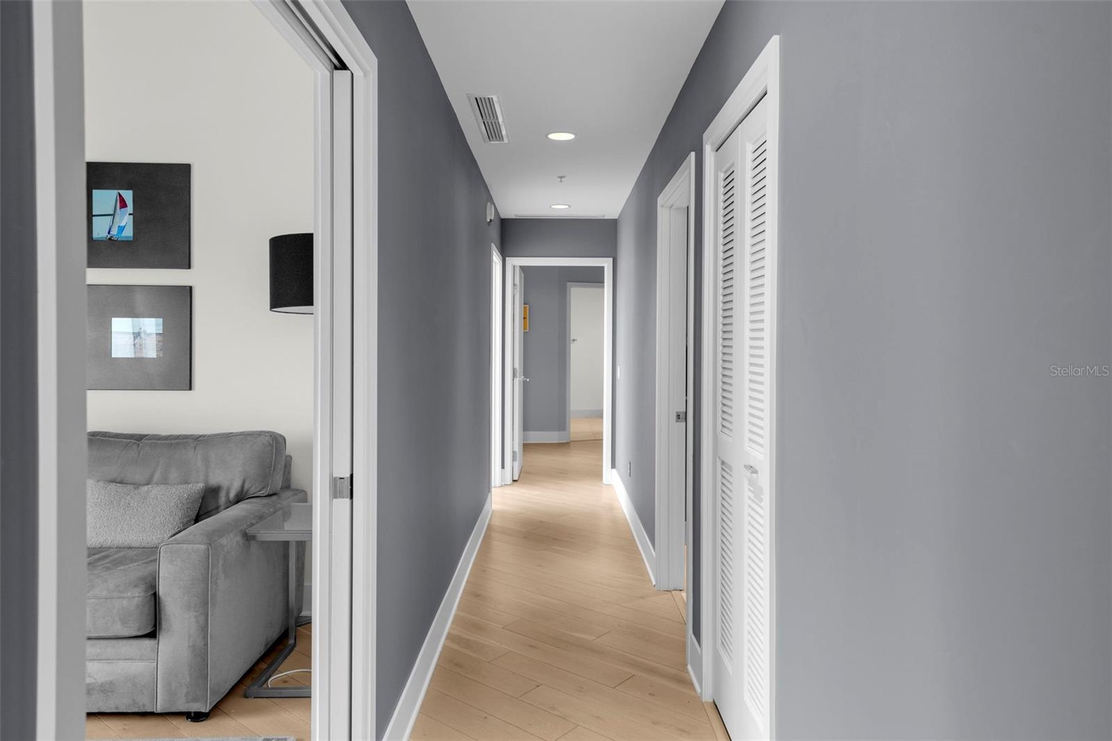 SIGNATURE PLACE CONDO - Residential