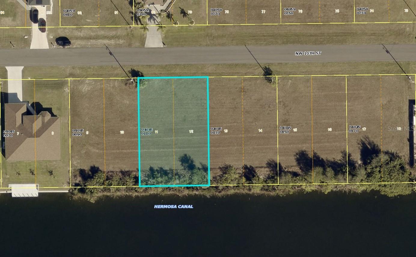 CAPE CORAL - Land