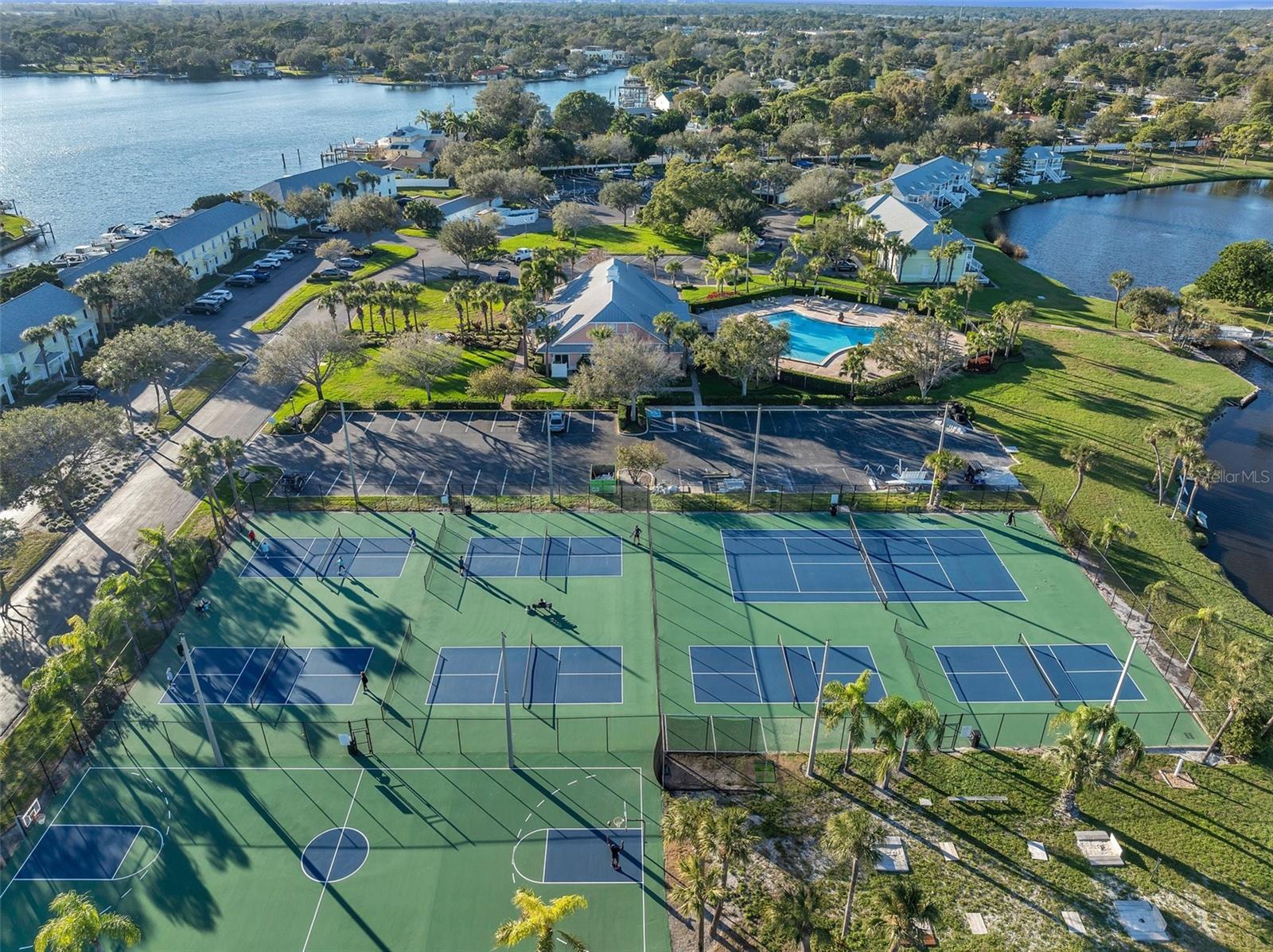 WATERSIDE AT COQUINA KEY SOUTH - Residential Lease