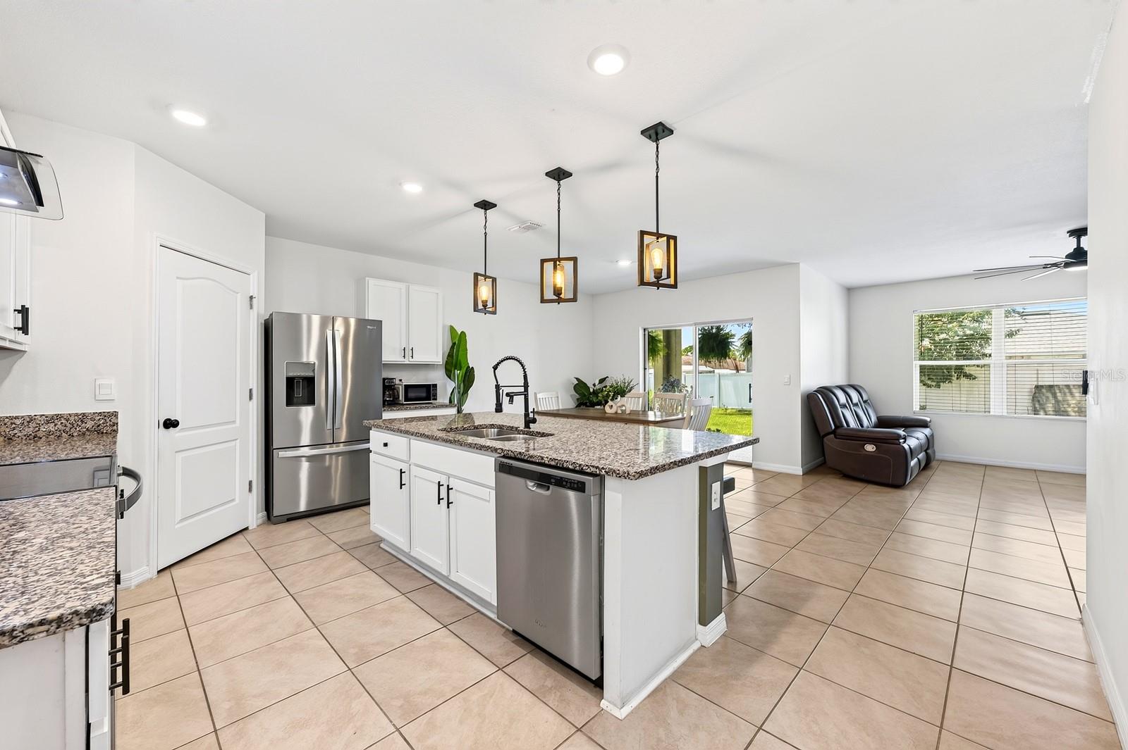 DELTONA LAKES UNIT 05 - Residential