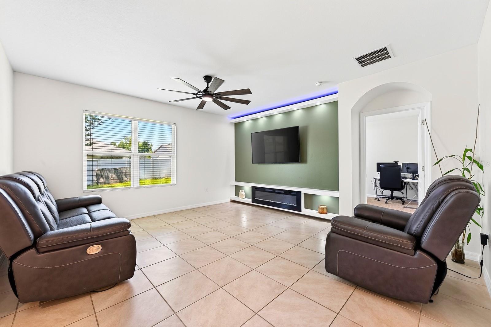 DELTONA LAKES UNIT 05 - Residential