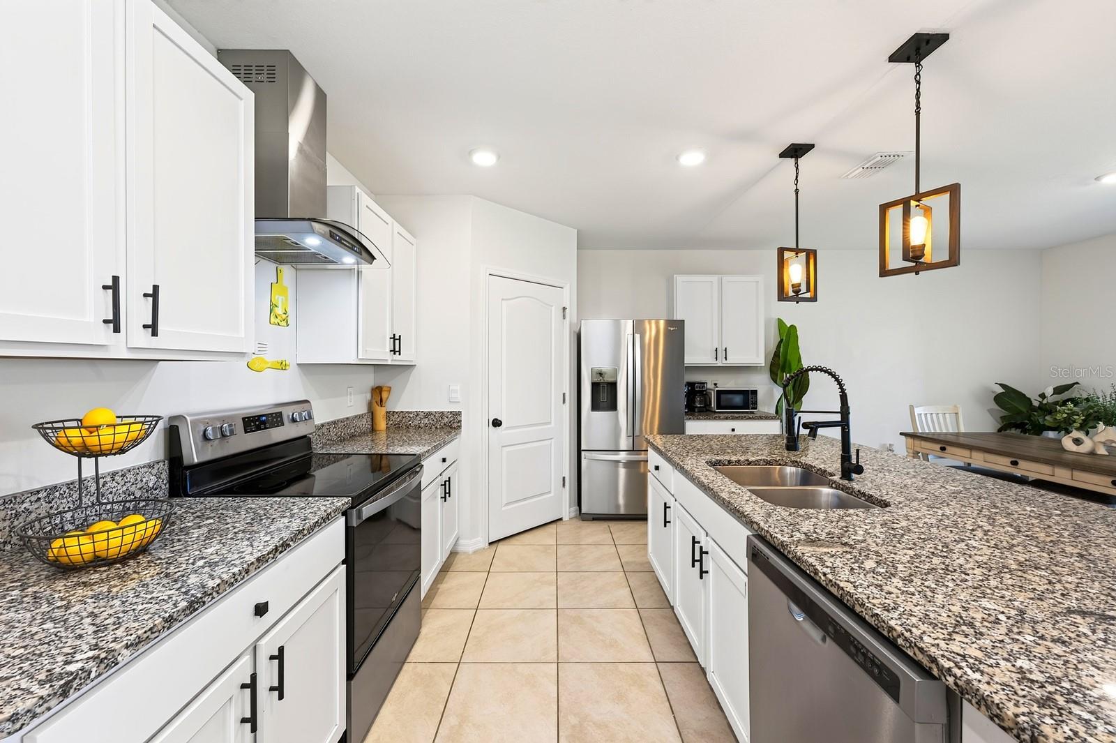 DELTONA LAKES UNIT 05 - Residential