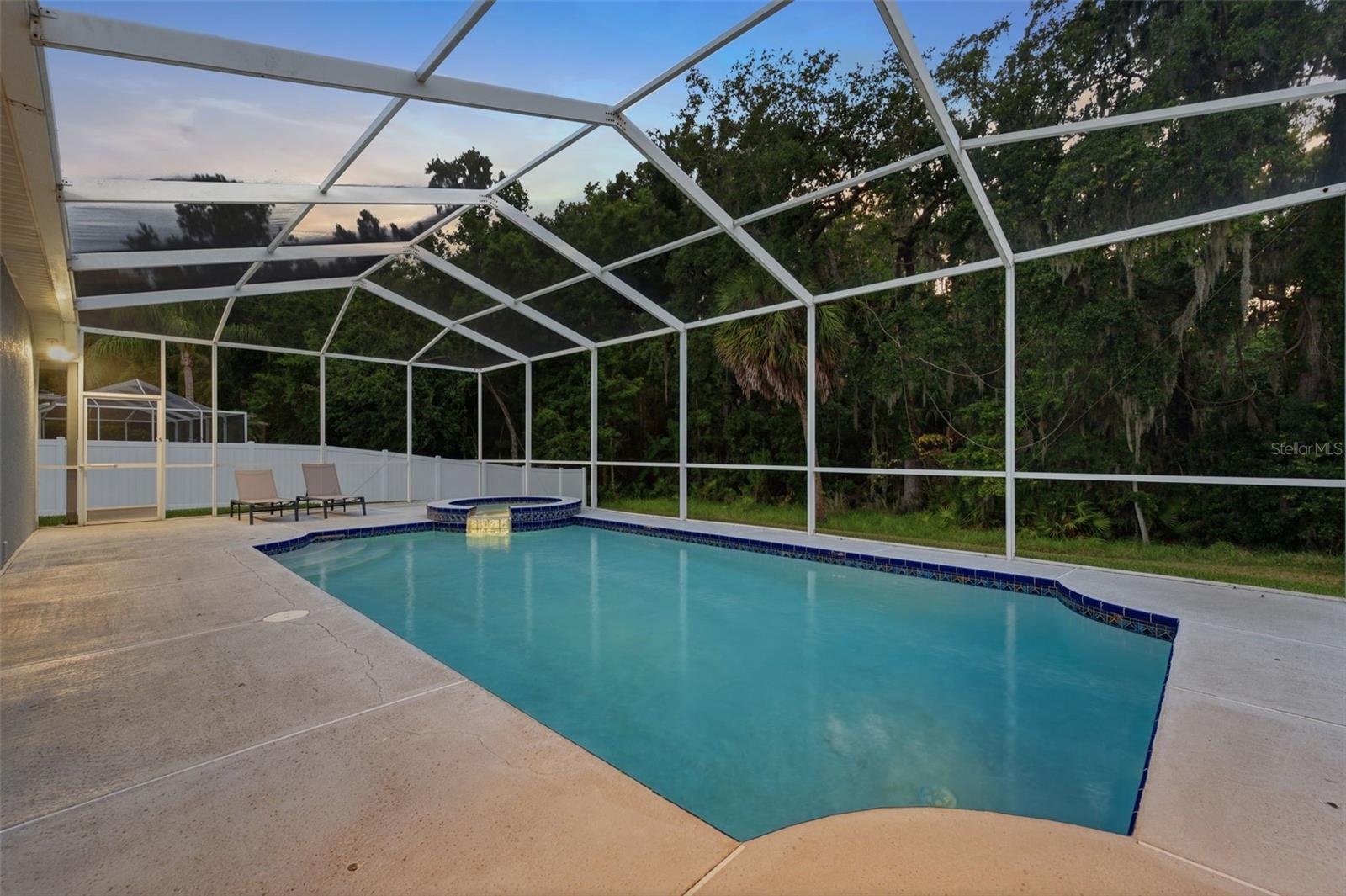 MEADOW POINTE PRCL 10 UNIT 01 02 - Residential