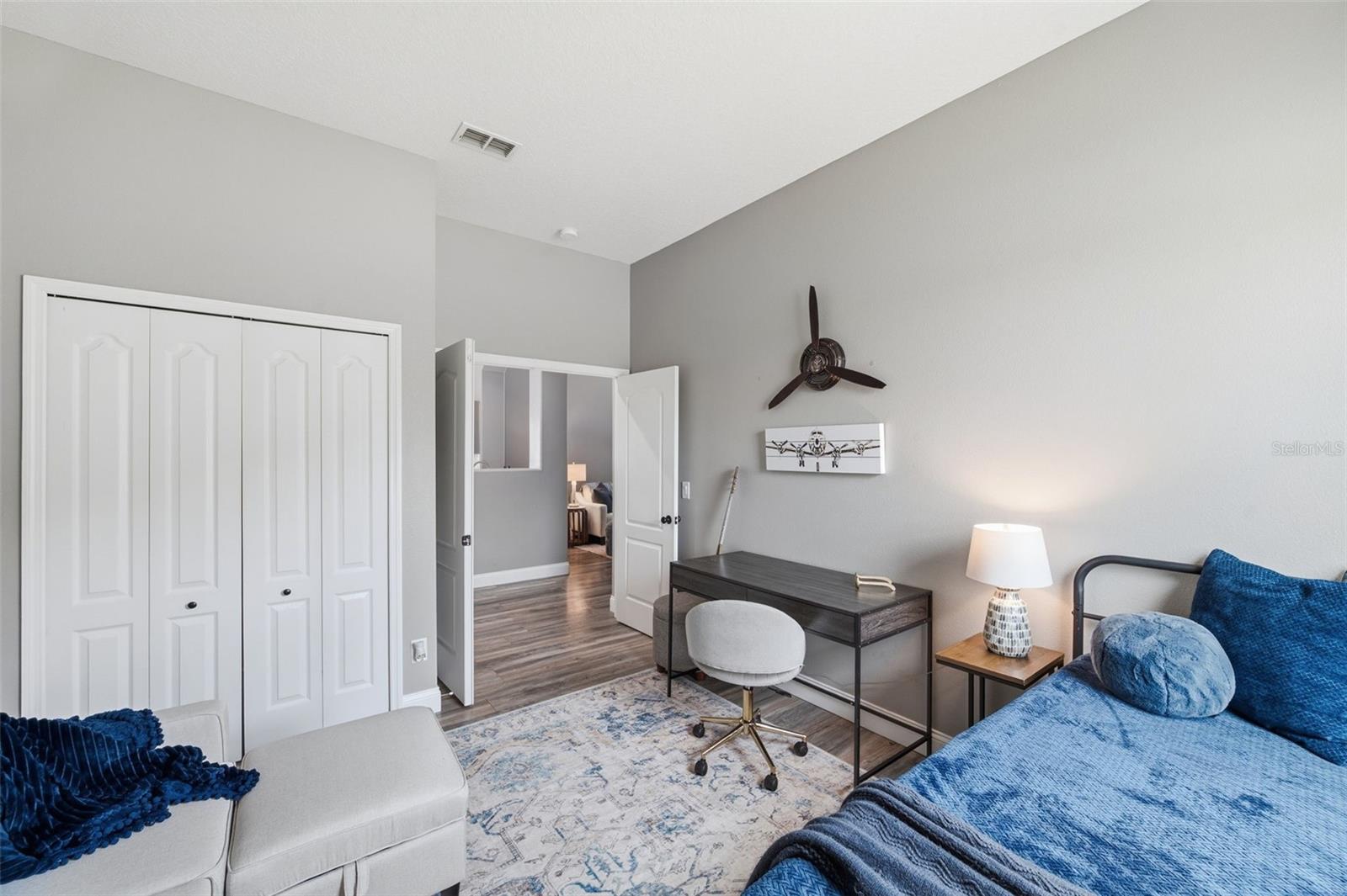 MEADOW POINTE PRCL 10 UNIT 01 02 - Residential