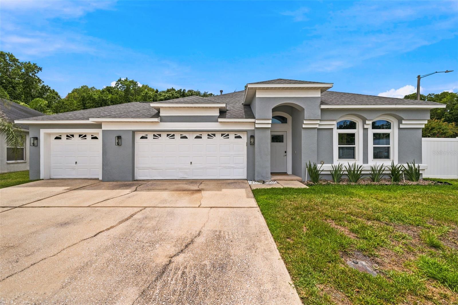 MEADOW POINTE PRCL 10 UNIT 01 02 - Residential