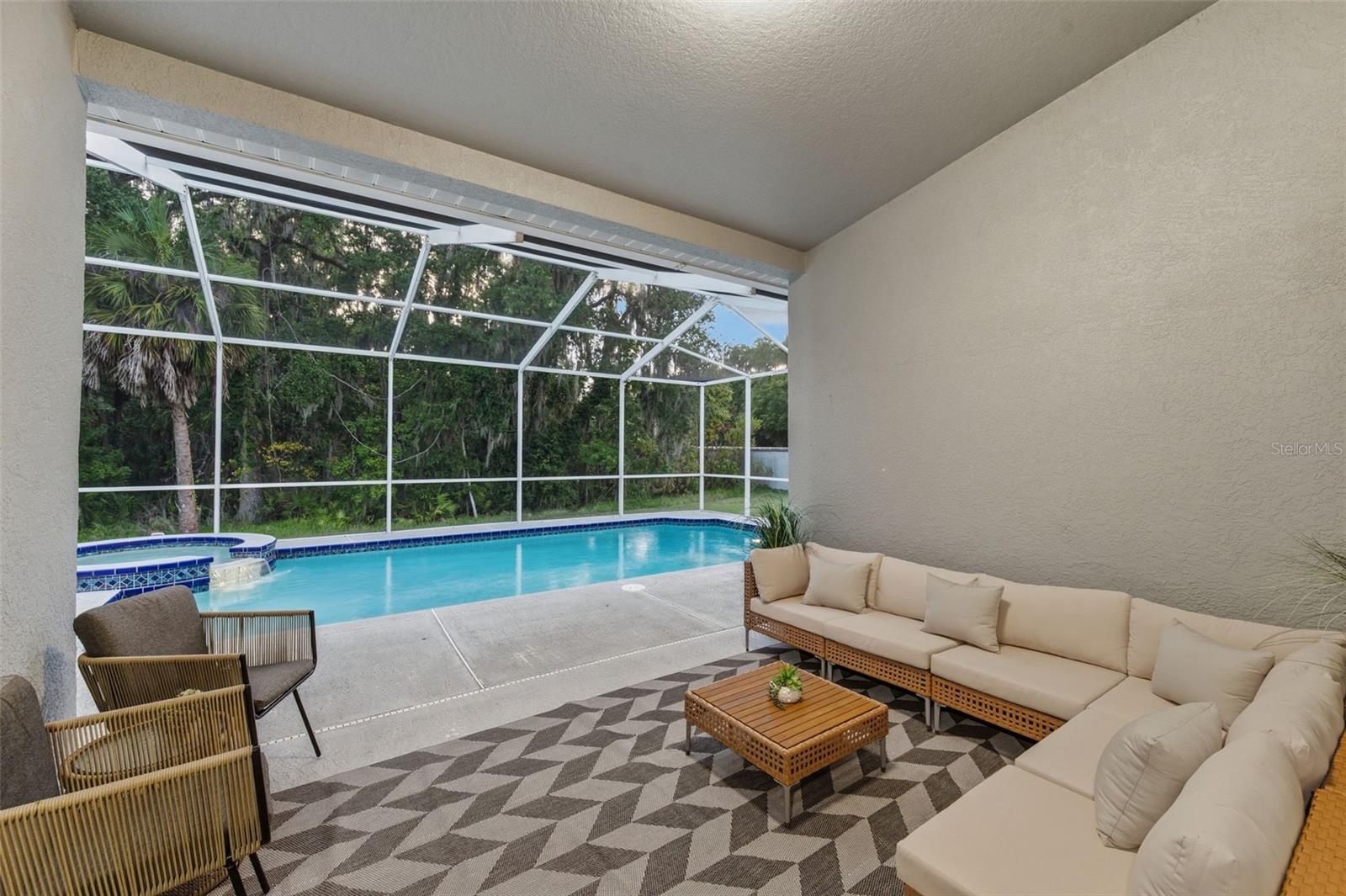 MEADOW POINTE PRCL 10 UNIT 01 02 - Residential