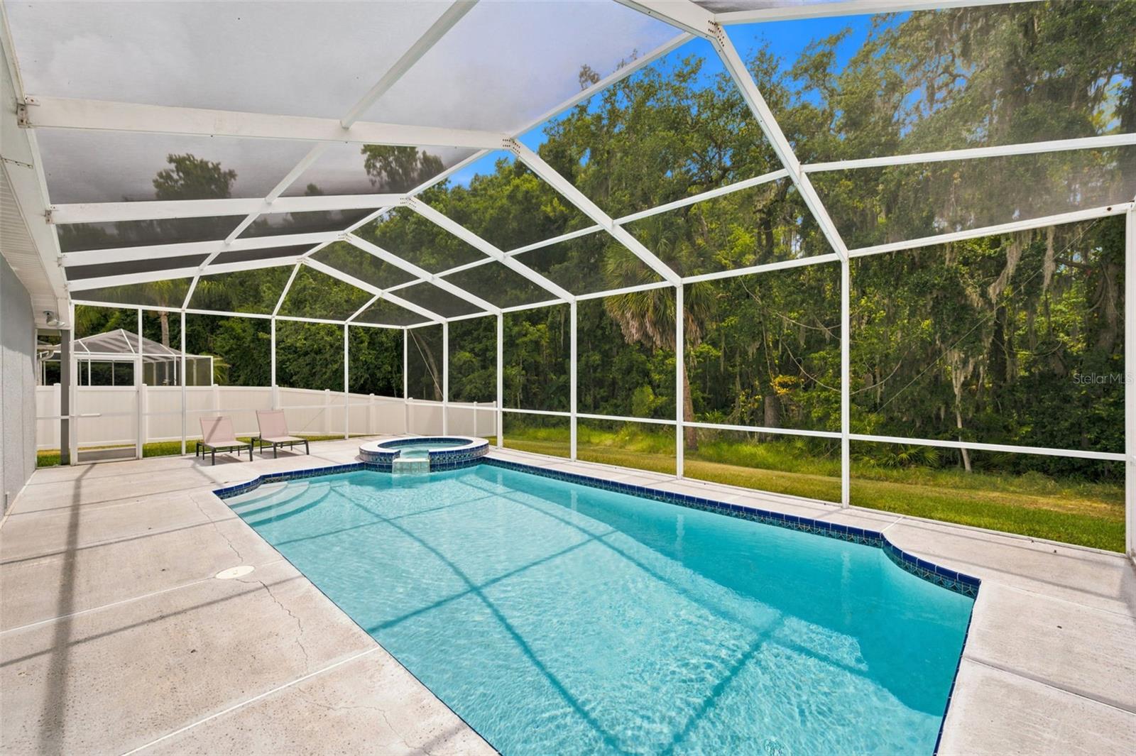 MEADOW POINTE PRCL 10 UNIT 01 02 - Residential