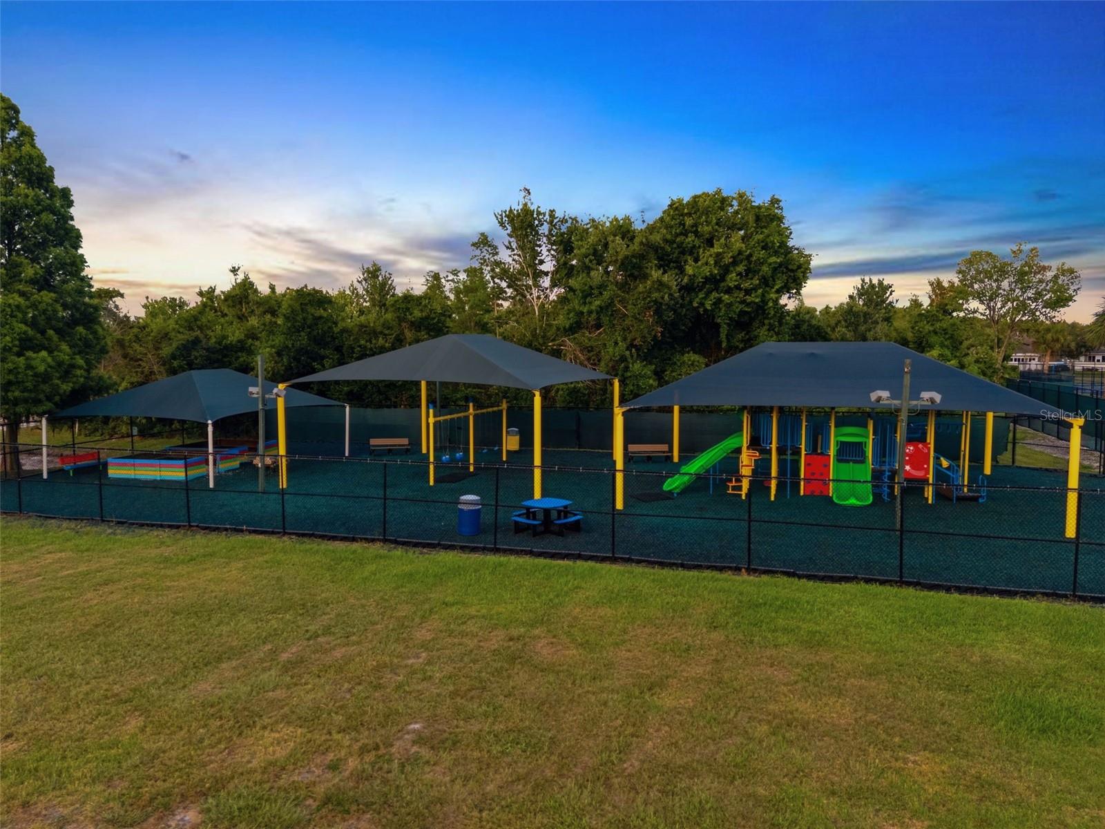 MEADOW POINTE PRCL 10 UNIT 01 02 - Residential