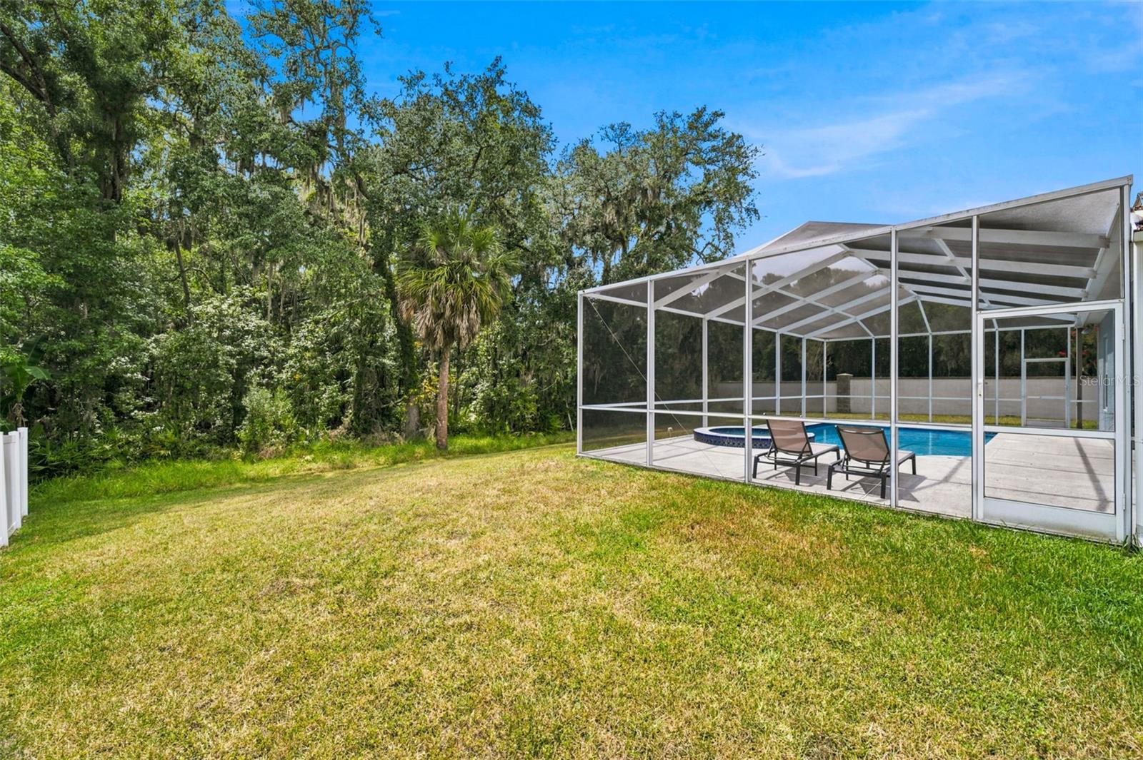 MEADOW POINTE PRCL 10 UNIT 01 02 - Residential