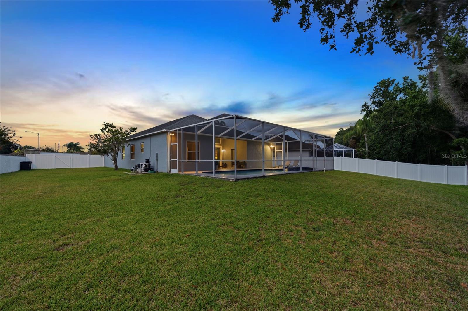 MEADOW POINTE PRCL 10 UNIT 01 02 - Residential