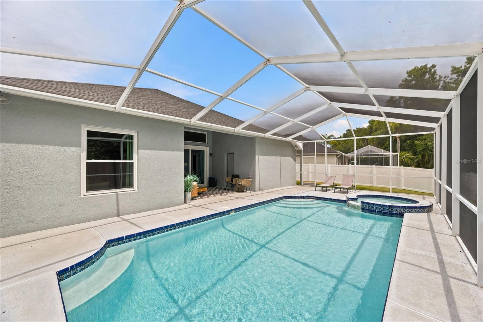MEADOW POINTE PRCL 10 UNIT 01 02 - Residential