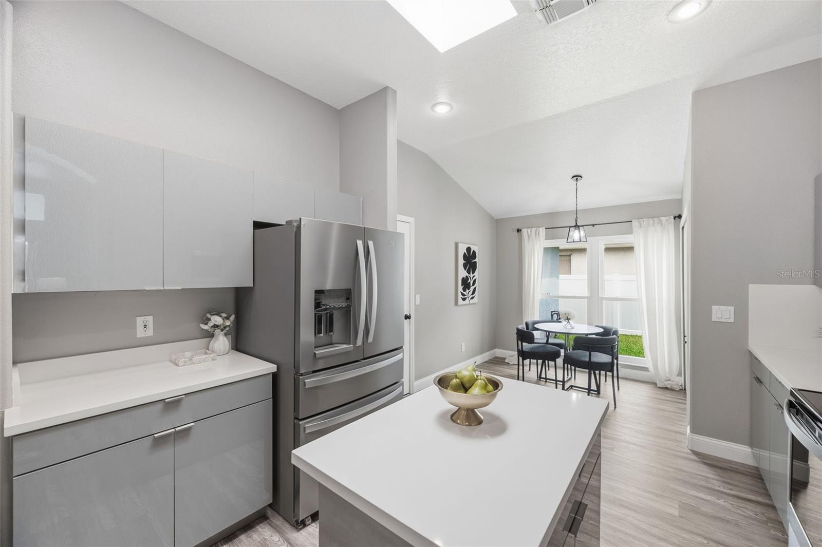 MEADOW POINTE PRCL 10 UNIT 01 02 - Residential