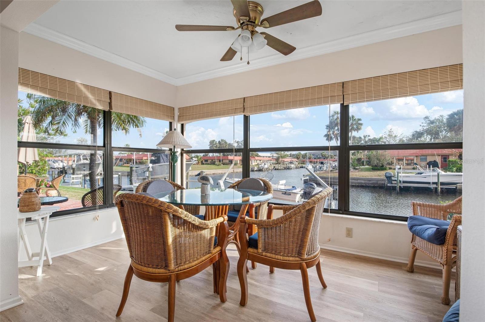 PALMA SOLA HARBOUR SEC 4 - Residential