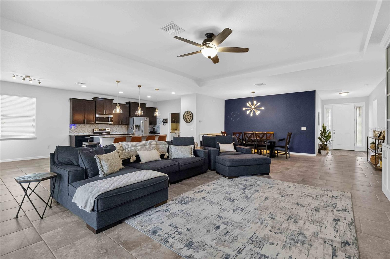 DEL TIERRA PHASE II - Residential
