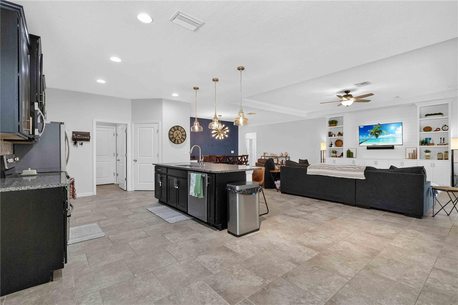 DEL TIERRA PHASE II - Residential
