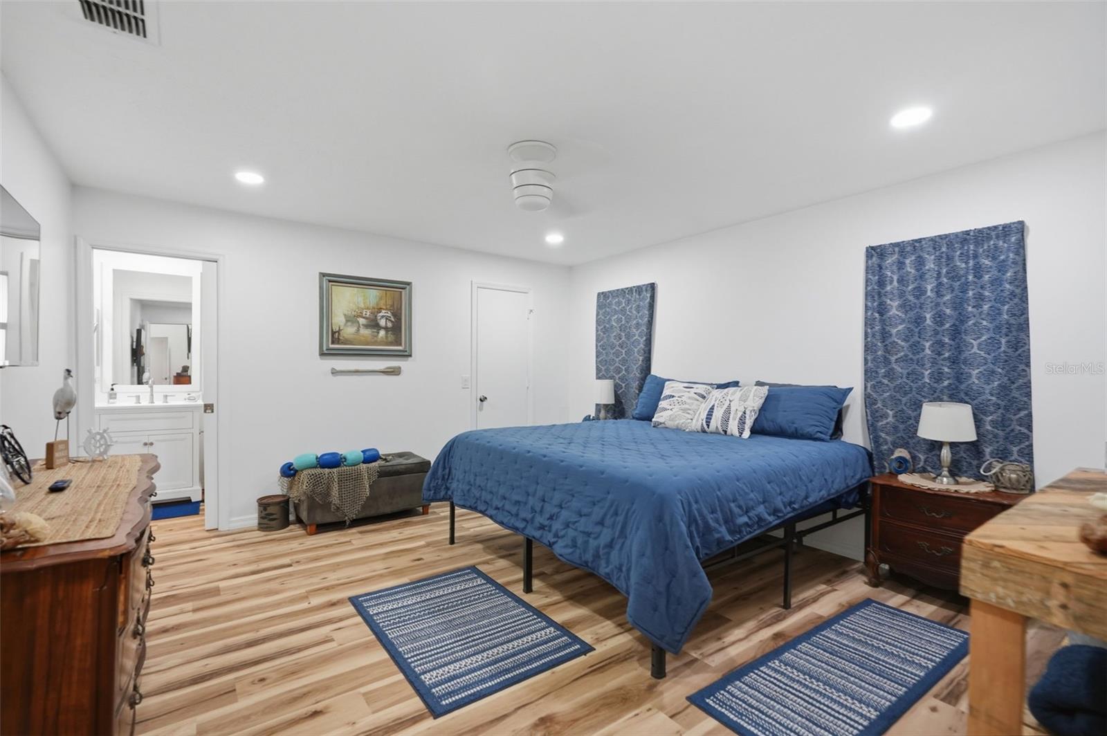 LOCKSHIRE PARK REP - Residential