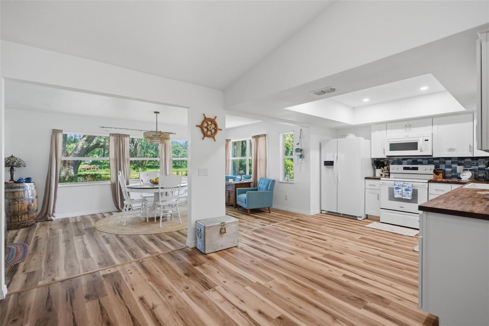 LOCKSHIRE PARK REP - Residential